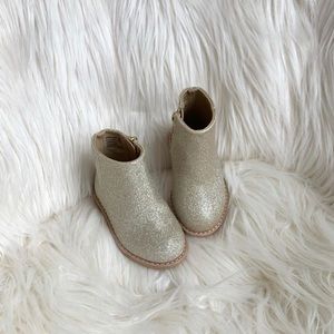 Janie and Jack Gold Glutter Booties sz 5